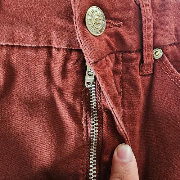 Seven7 Tummy Less High Rise Skinny Shorts Womens 12 Red Distressed Cutoff Casual - Picture 5 of 11